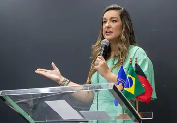 Camila defende que frente parlamentar estimule empreendedorismo feminino para tirar mulheres do ciclo de violência